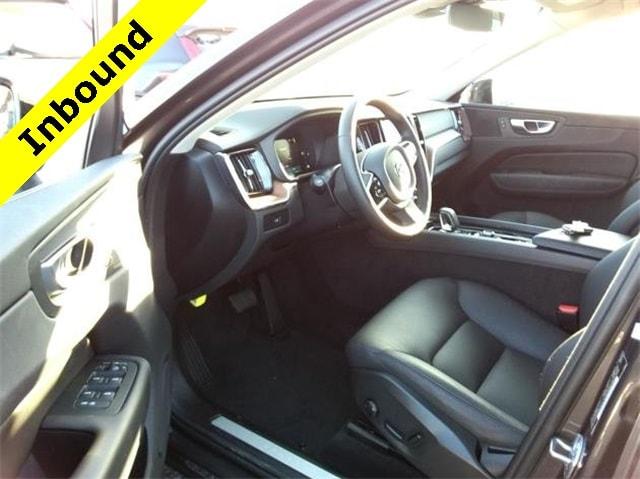 2024 volvo xc60 b5 plus dark