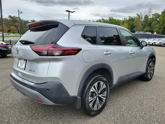 2022 nissan rogue sv