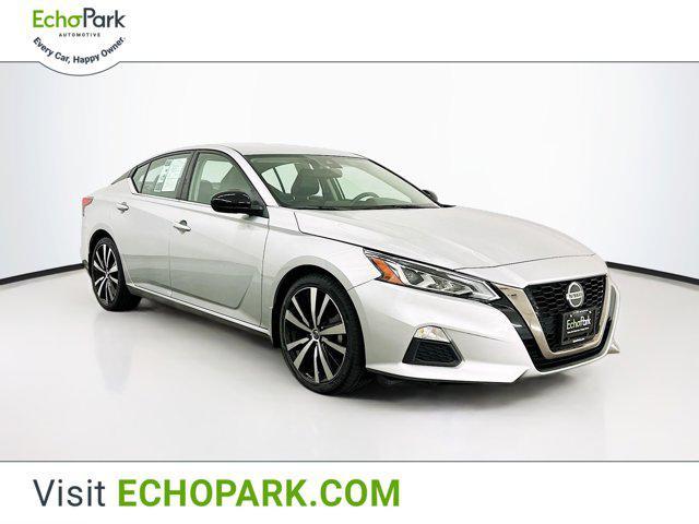 2022 nissan altima sr fwd