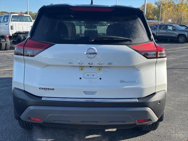 2021 nissan rogue sl