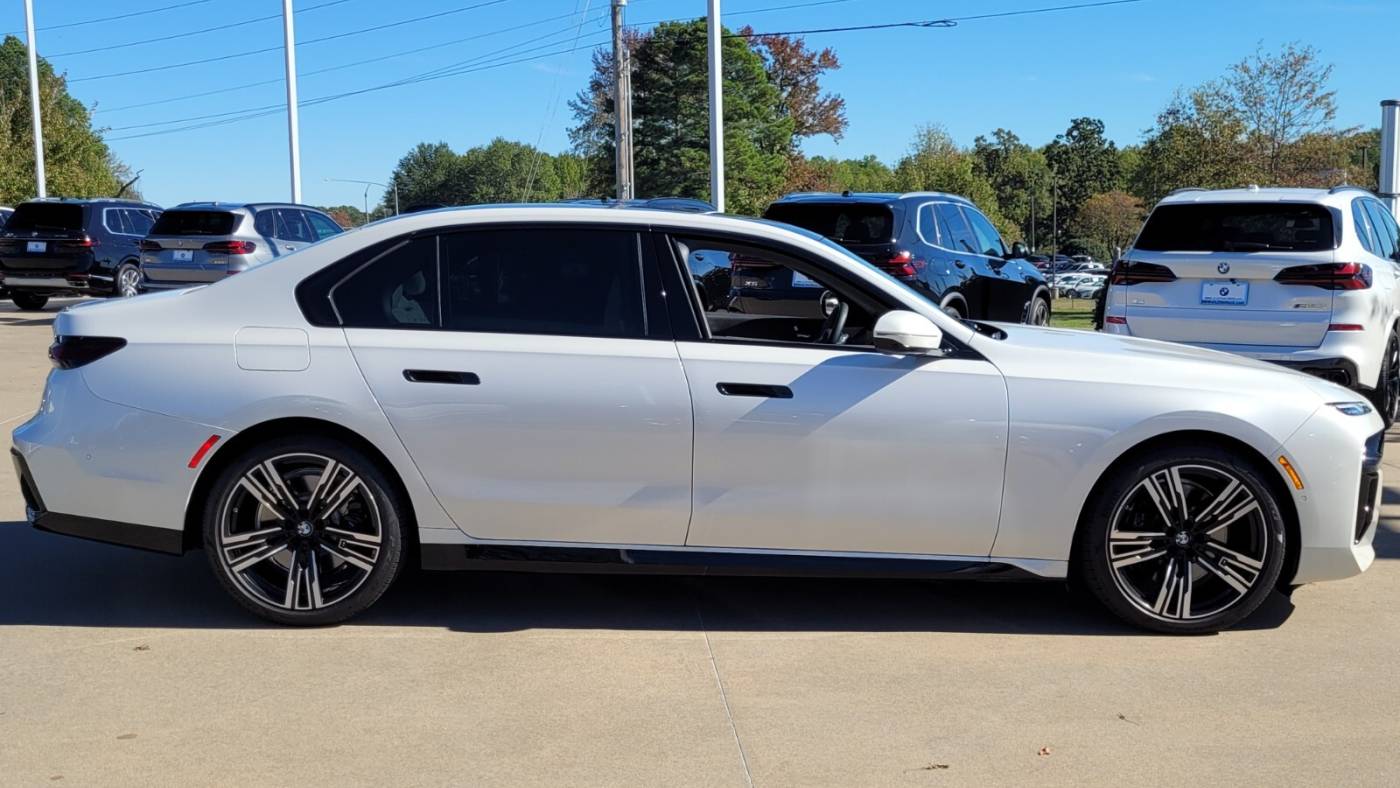 2023 bmw 7 series 740i
