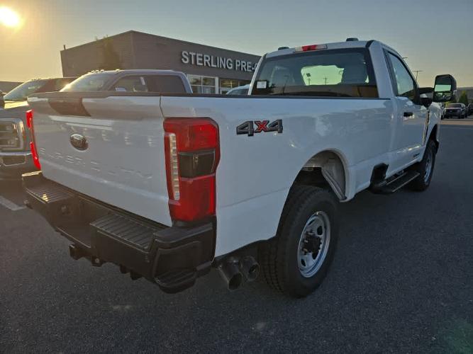 new 2024 ford super duty f-350 srw xl 4wd reg cab 8 box 4wd reg cab 8 box