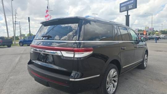 2024 Lincoln Navigator