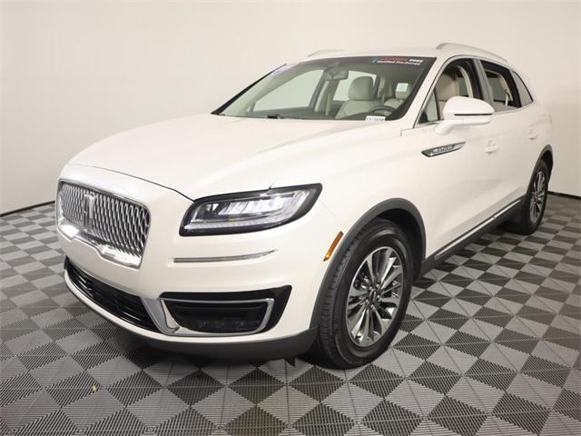 2019 lincoln nautilus select