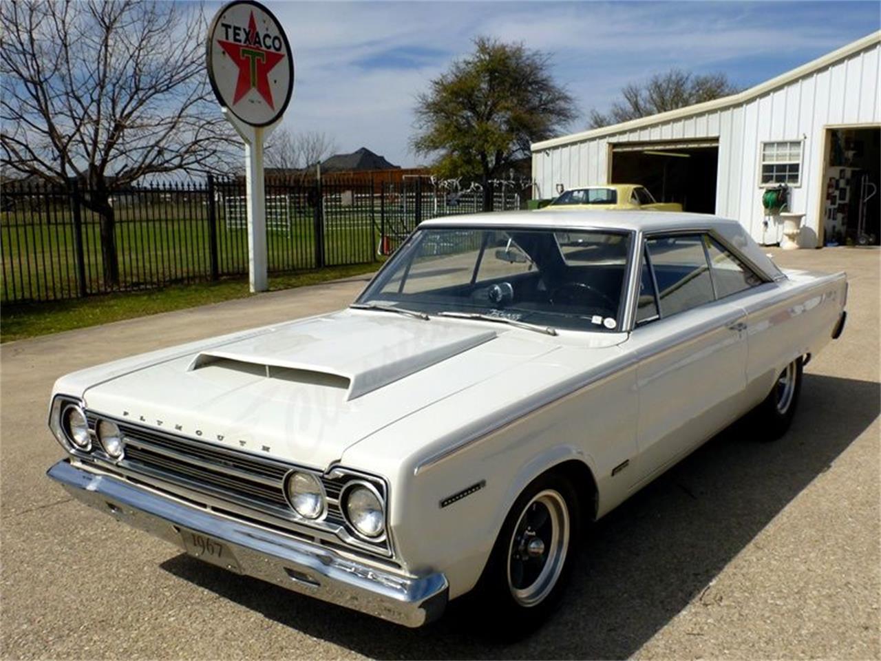 1967 plymouth belvedere