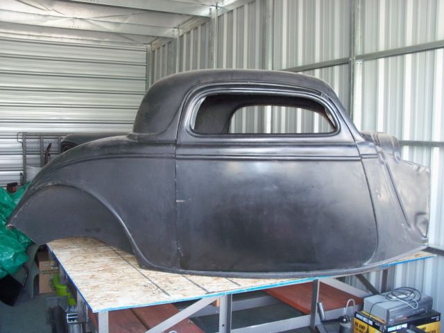 1933/34 ford 3 window coupe body
