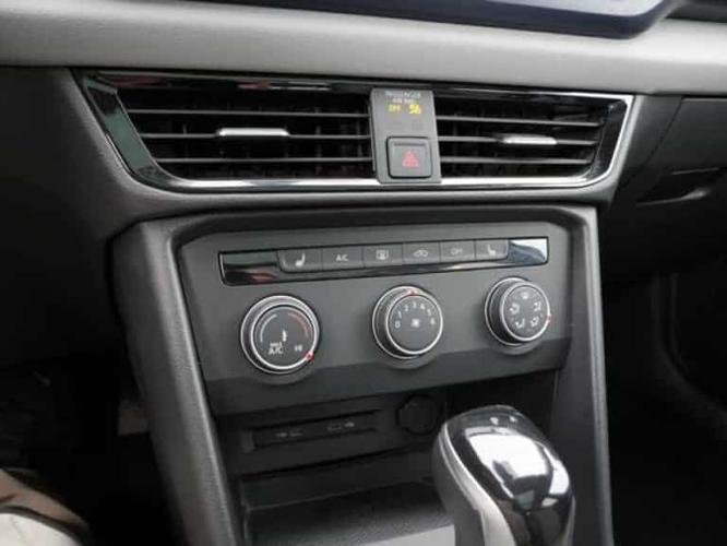 2022 volkswagen taos se in saint cloud, minnesota