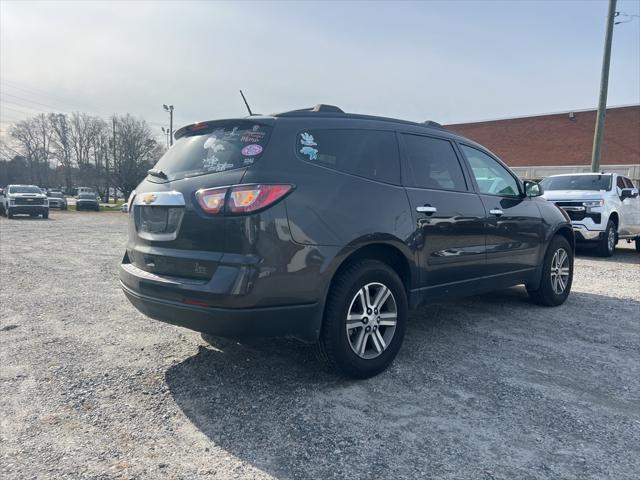 2017 chevrolet traverse ls