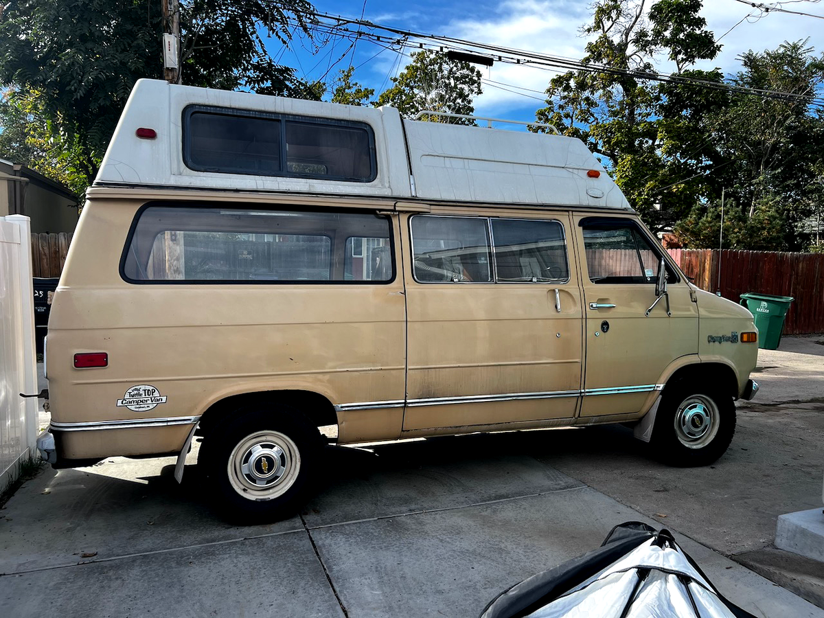 clean vintage camper van project!