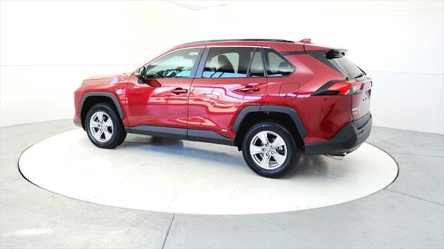 2022 toyota rav4 hybrid le