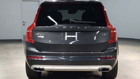 2021 volvo xc90 t6 momentum 6-passenger