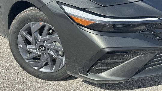 2024 Hyundai Elantra
