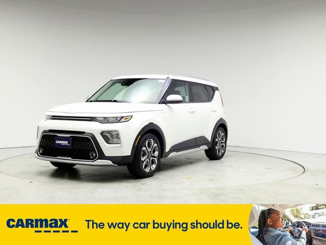 2022 kia soul x-line