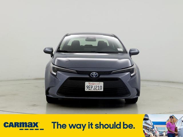 2023 toyota corolla hybrid le