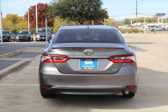 2023 toyota camry le