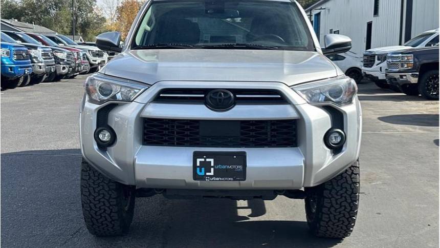 2022 toyota 4runner sr5