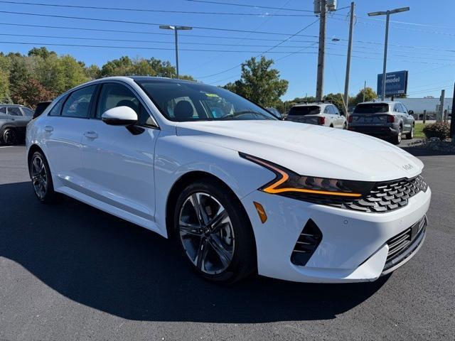 2022 kia k5 ex