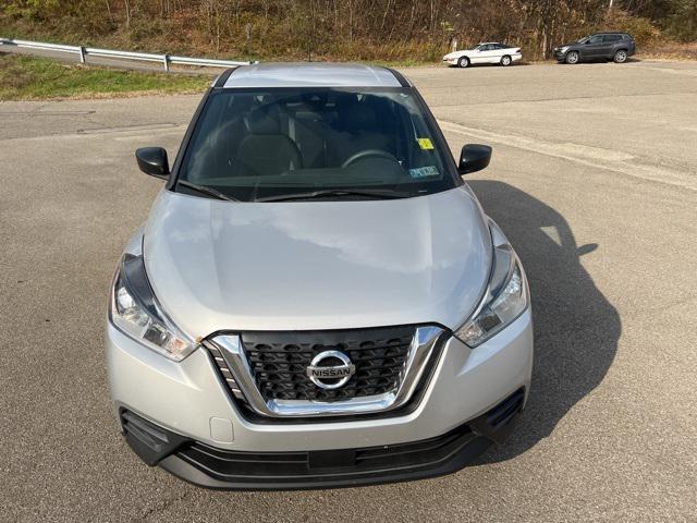 2020 nissan kicks s