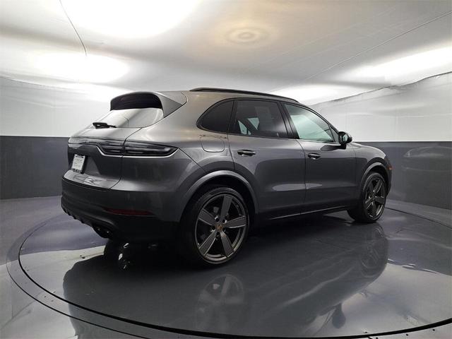 2021 porsche cayenne base