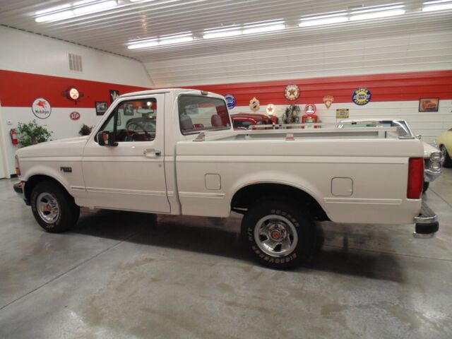 1993 ford f-150 xlt with only 77,134
