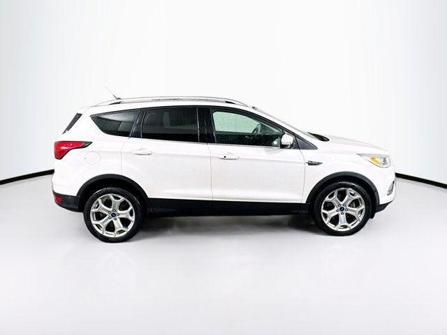 2019 ford escape titanium