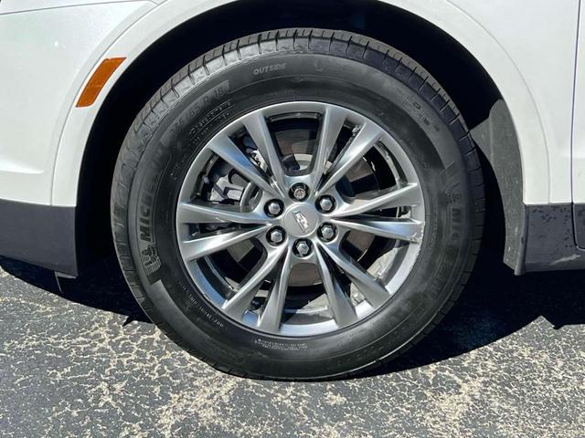 2022 cadillac xt5 premium luxury
