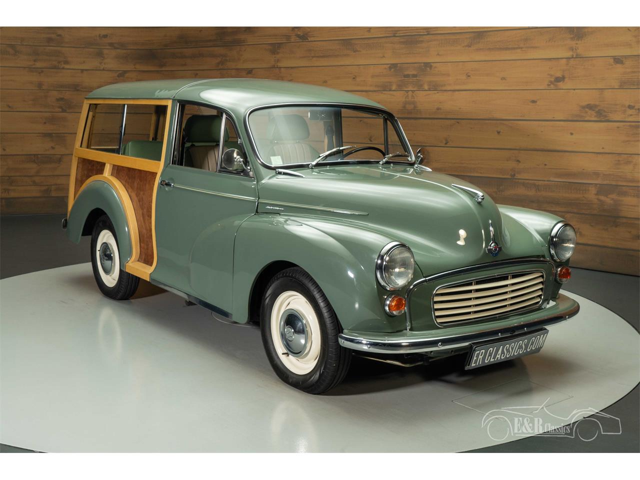 1968 morris minor 1000 traveler wagon