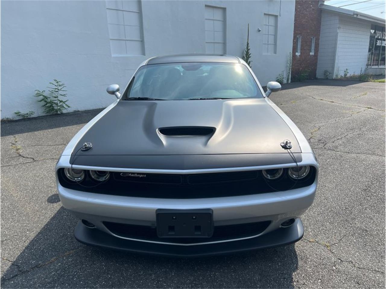 2022 dodge challenger