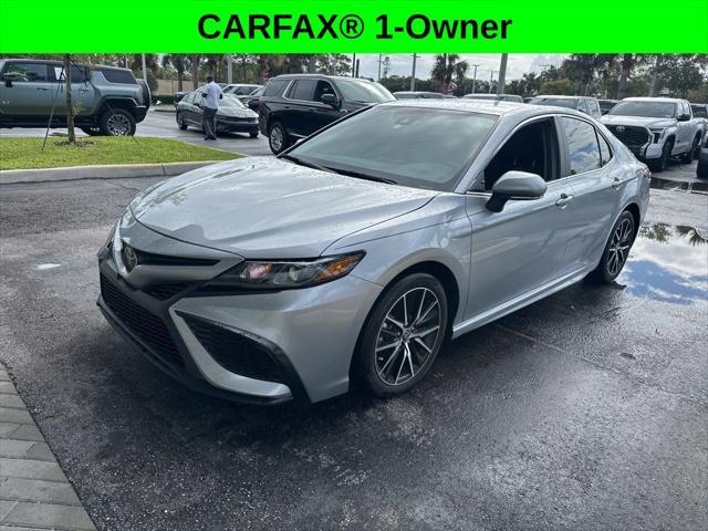 2024 toyota camry se