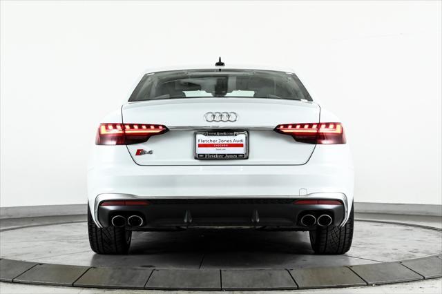 2022 audi s4 premium w/19s