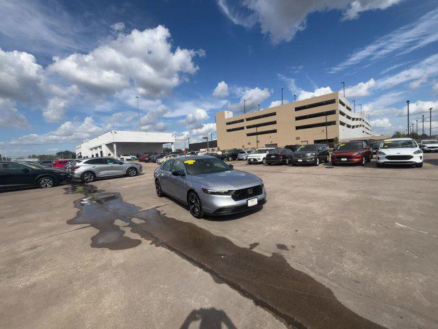 2023 honda accord hybrid base