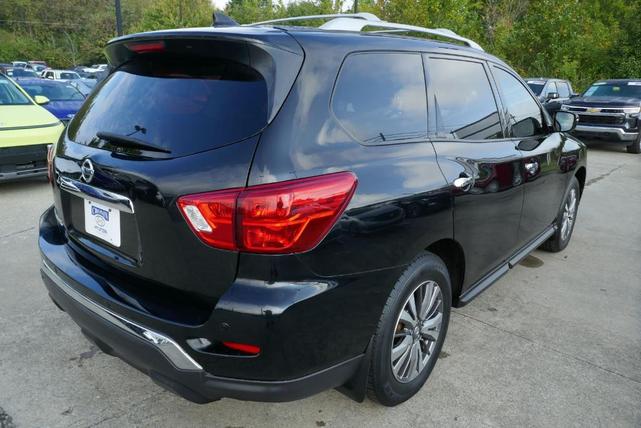 2019 nissan pathfinder s