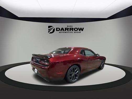 2022 dodge challenger r/t in milwaukee, wisconsin