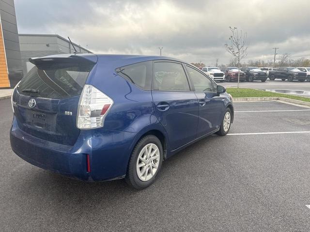 2013 toyota prius v five