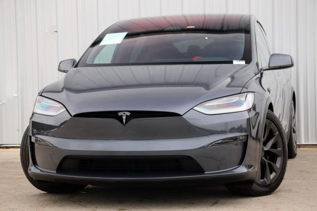 2023 tesla model x base