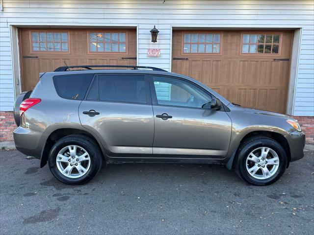 2010 toyota rav4 base