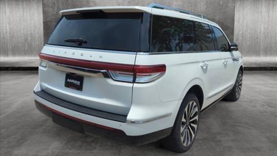 2024 Lincoln Navigator