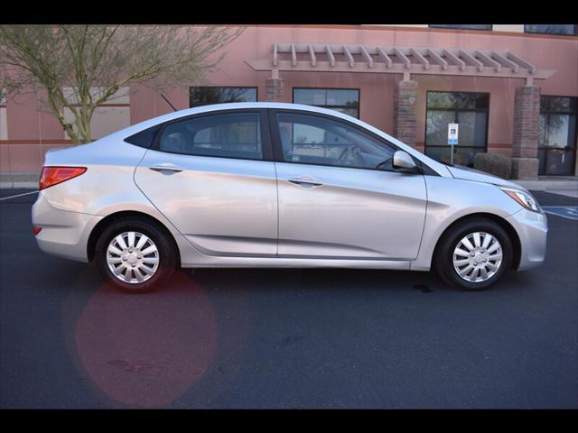 2016 hyundai accent se