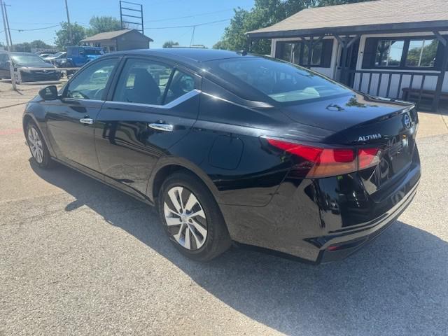 2019 nissan altima 2.5 s