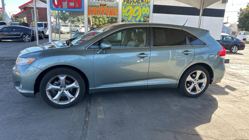 2010 toyota venza awd v6