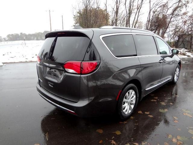 2018 chrysler pacifica in shakopee, minnesota