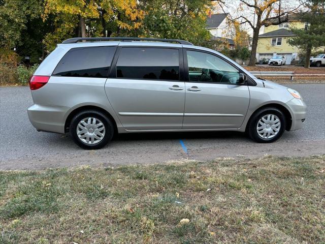2007 toyota sienna ce