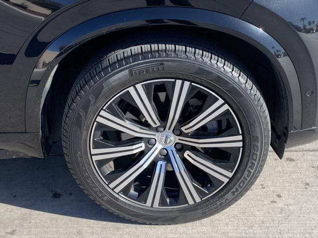 2023 volvo xc90 b5 plus