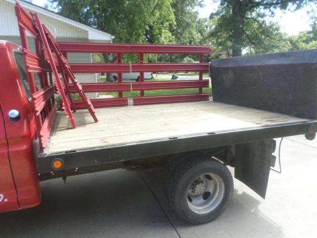 1977 ford f-350 with flat bed and lift gate