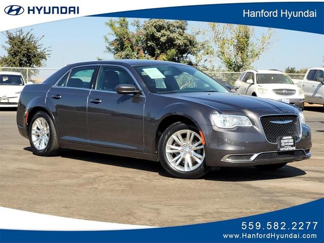 2018 chrysler 300 touring