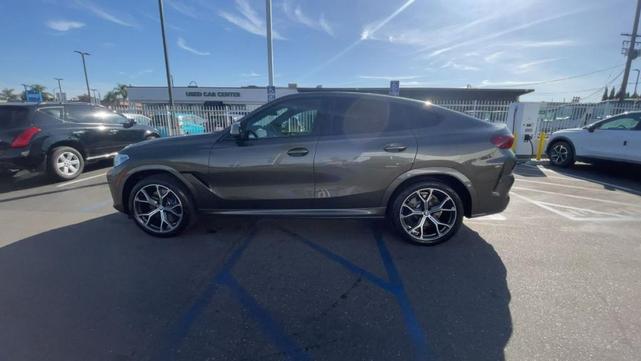 2021 bmw x6 m50i