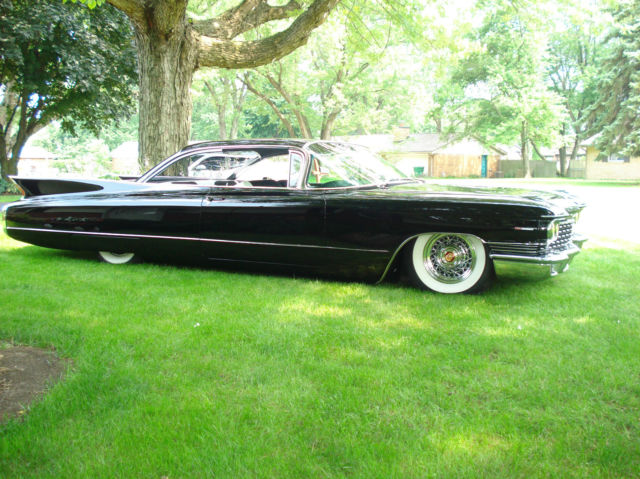 1960 cadillac coupe series 62 2 door