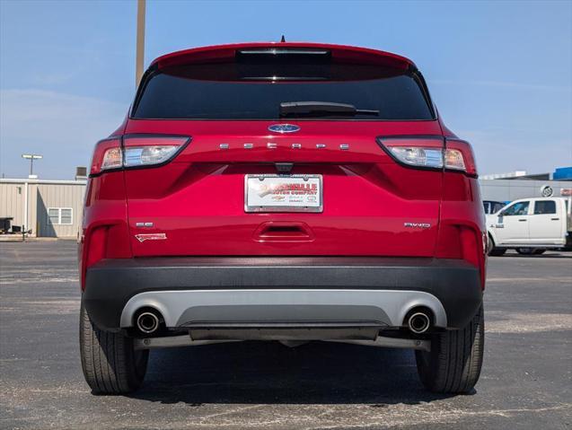 2021 ford escape se