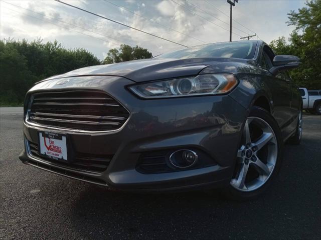 2013 ford fusion se