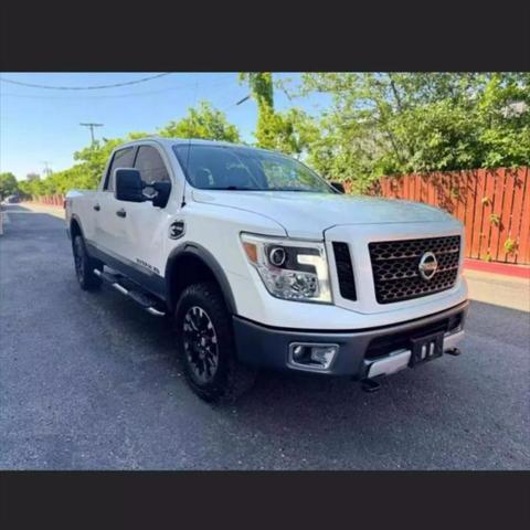 2017 nissan titan xd pro-4x